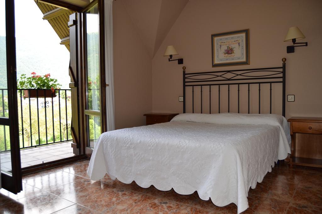 Hotel Viña Oliván Sarvisé Camera foto