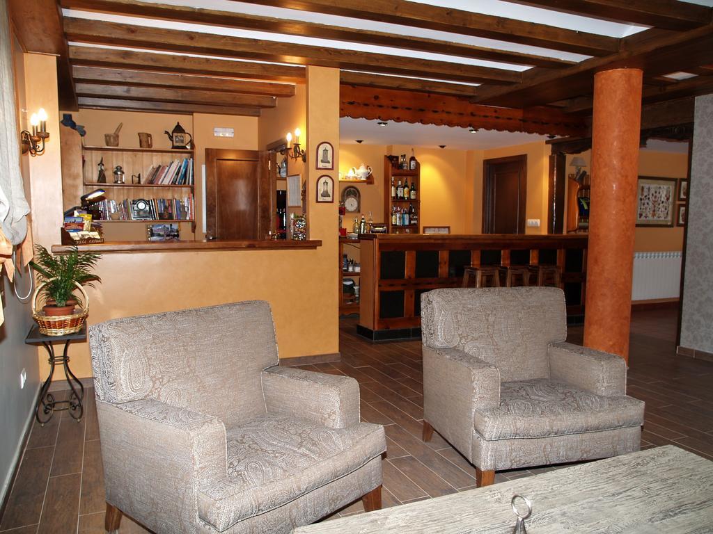 Hotel Viña Oliván Sarvisé Esterno foto